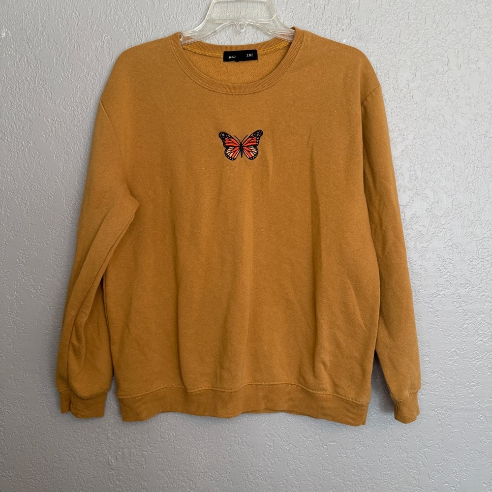 Social Scene Butterfly Crewneck Sweatshirt | Cozy Aesthetic Pullover | Size M